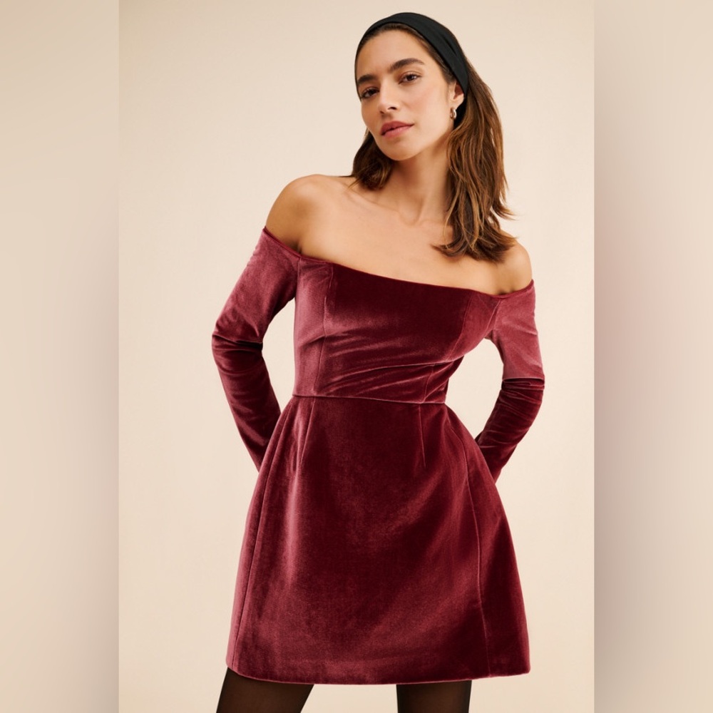 NWT Anthropologie HUTCH Off-The-Shoulder Velvet Mini Dress, Size 6